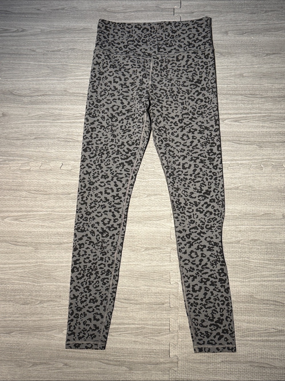 Athleta Elation Black & Gray Leopard-Print High-Rise Leggings - MT